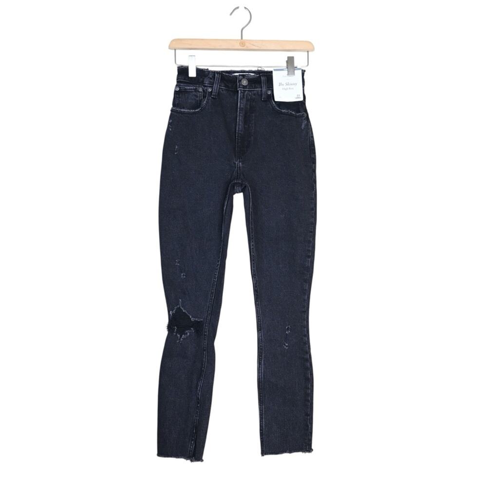 Abercrombie & Fitch Women's 23 The Skinny High Rise Jean in Black NEW